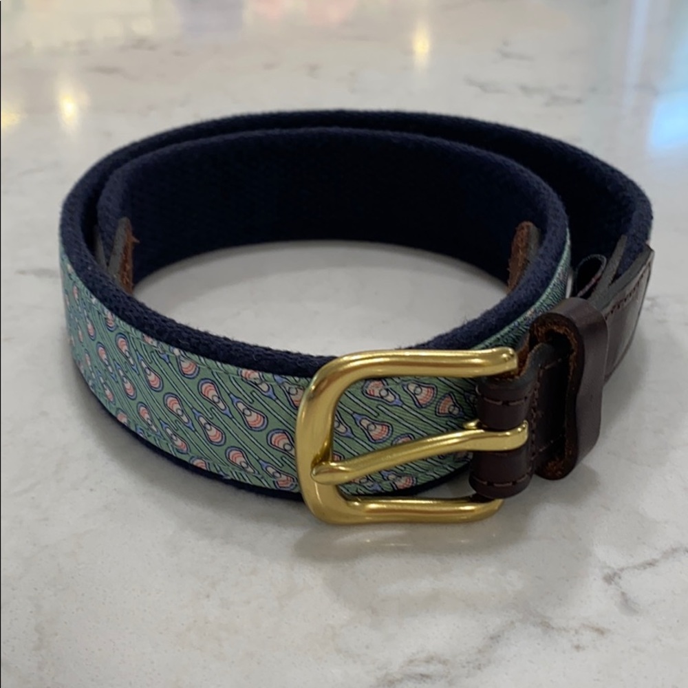 Lacrosse Vineyard vines youth belt size 30